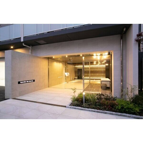 14/24 エントランス