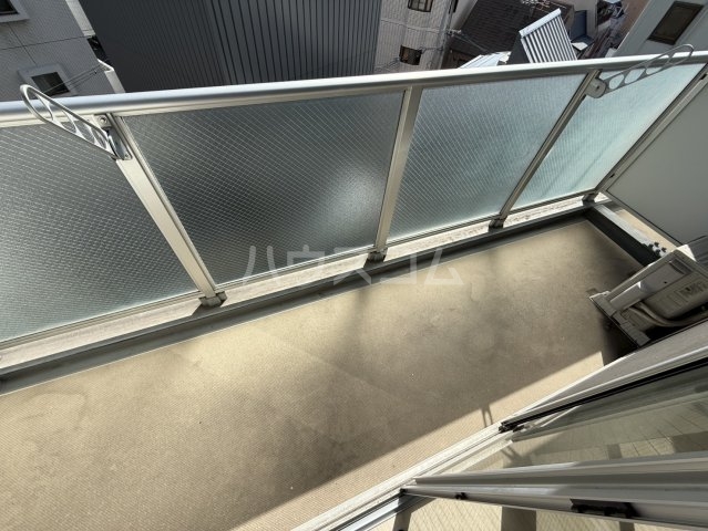 17/28 バルコニー