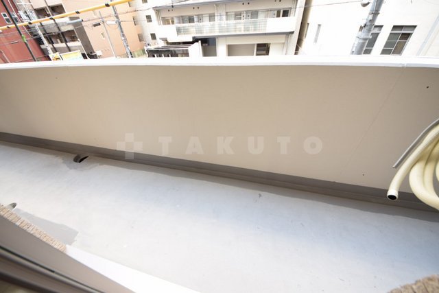 20/30 バルコニー