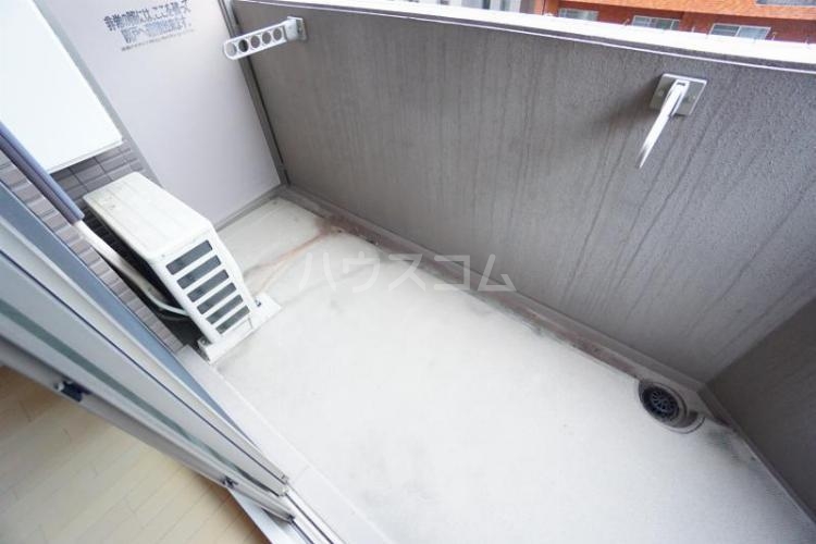 13/23 バルコニー