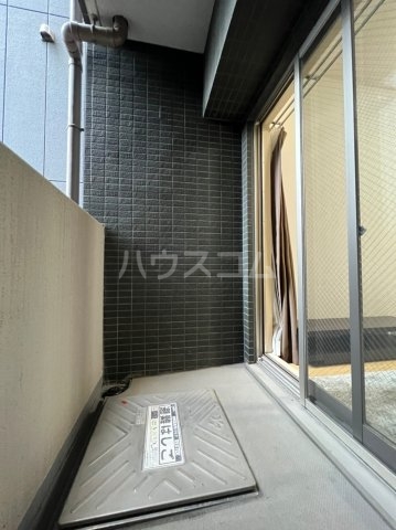 21/30 バルコニー