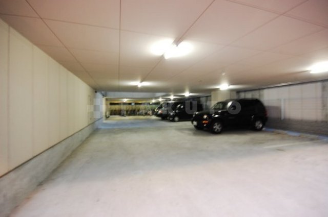 15/23 駐車場