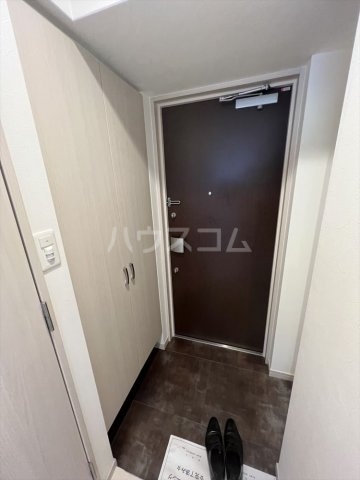 13/30 玄関