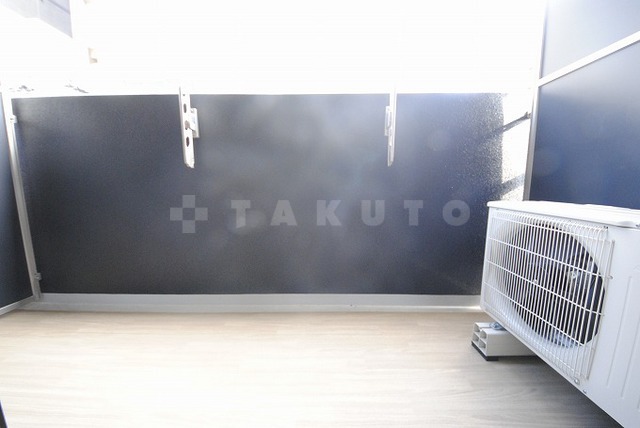 13/23 バルコニー