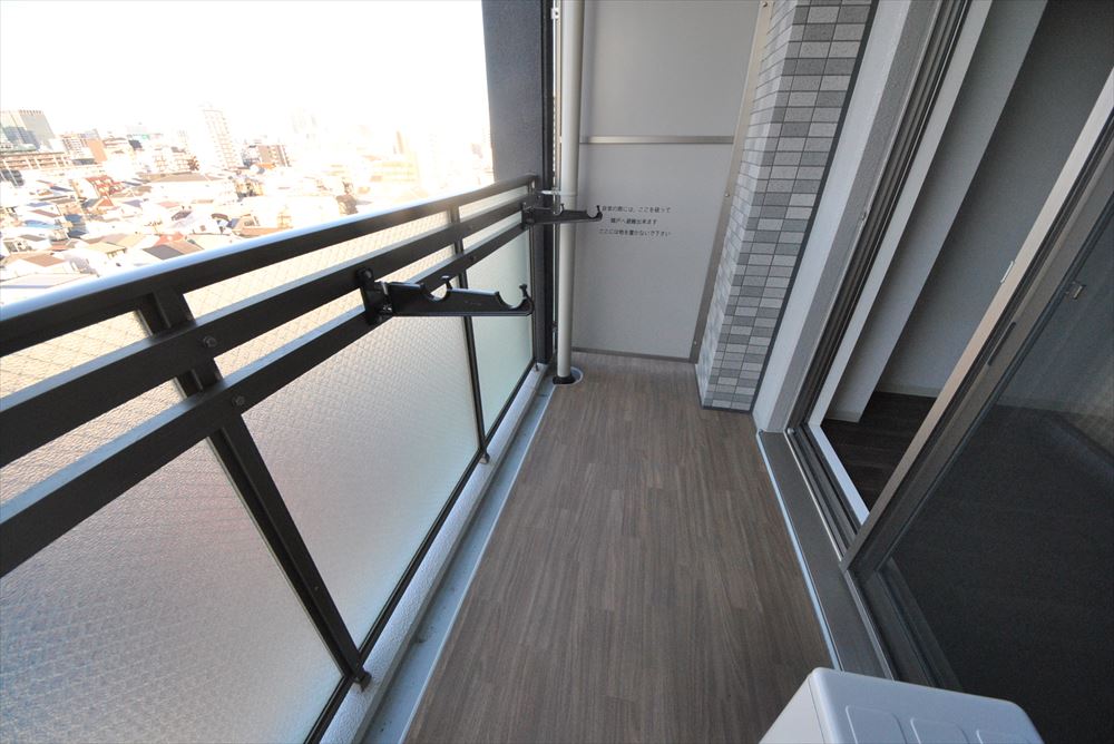 13/26 バルコニー