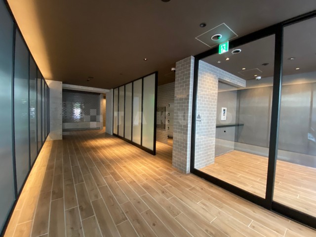 2/11 エントランス