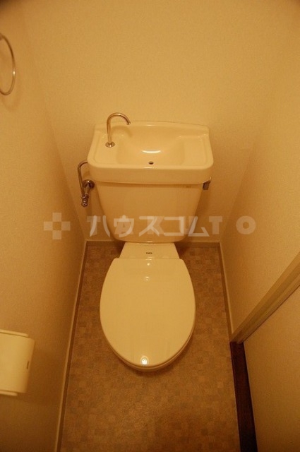 14/23 トイレ