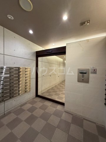 17/26 エントランス