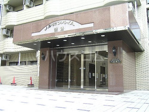 15/23 エントランス