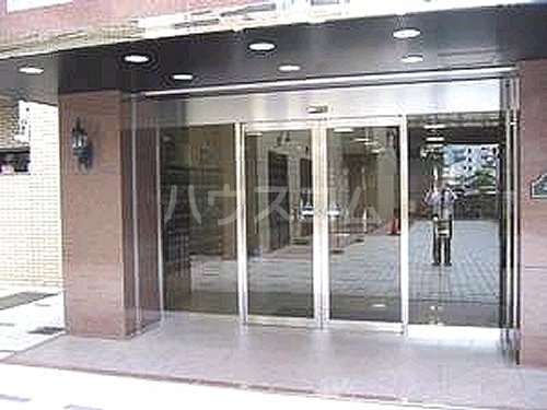 15/23 エントランス