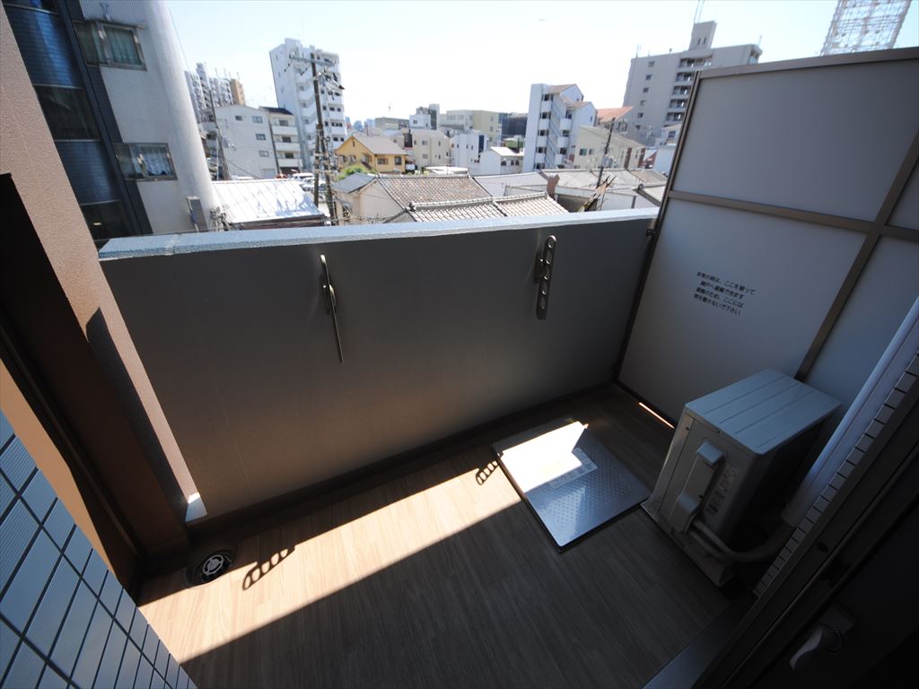 16/28 バルコニー