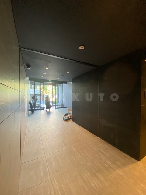 29/30 エントランス