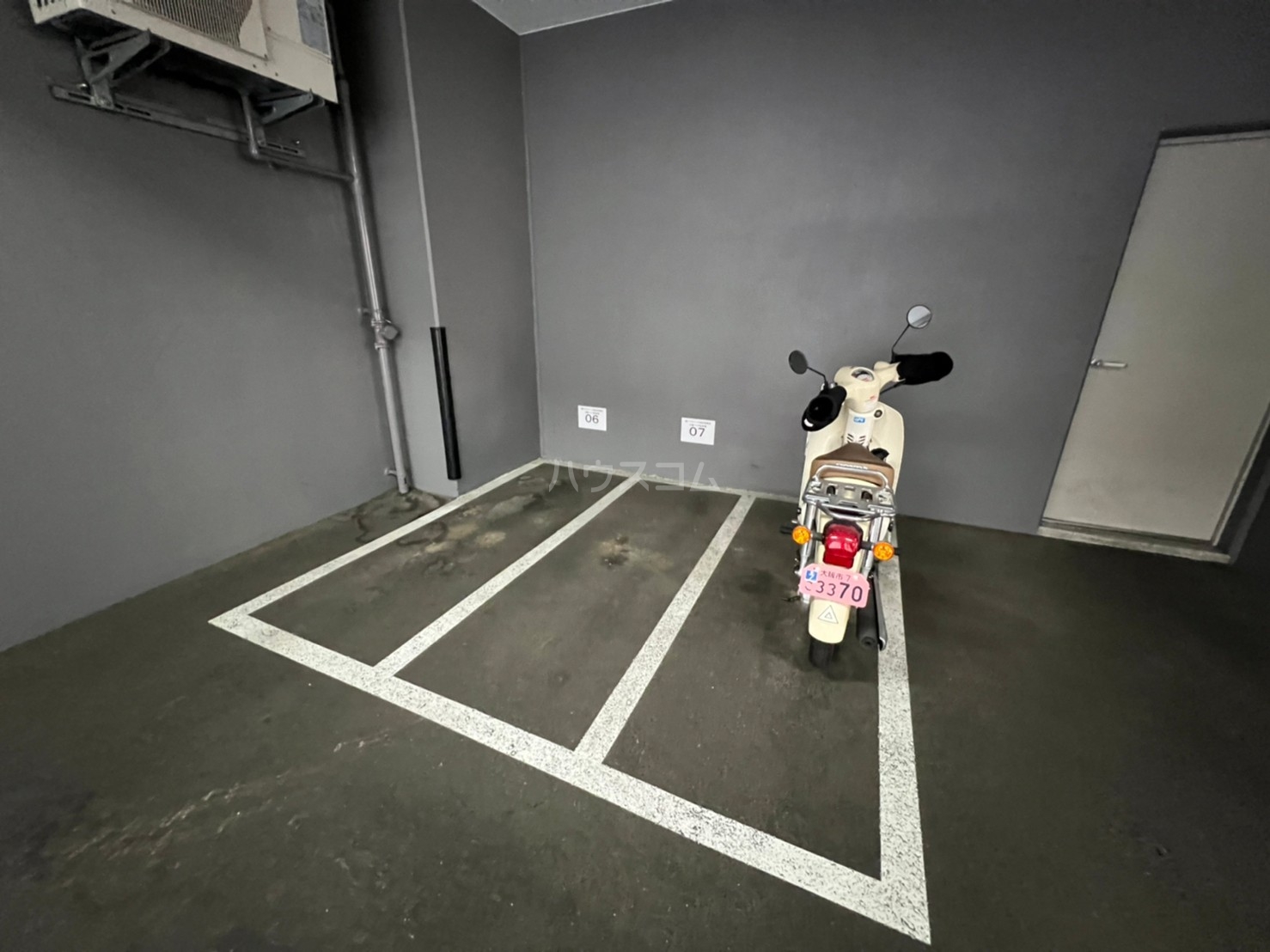 21/30 駐車場