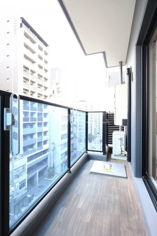 20/30 バルコニー