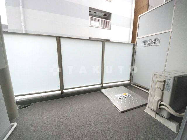 26/30 バルコニー