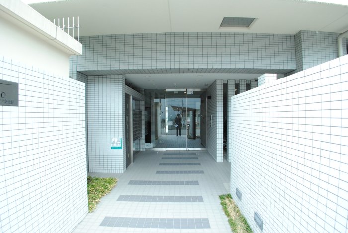 20/29 エントランス