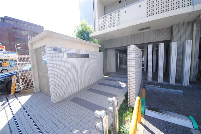 19/29 エントランス