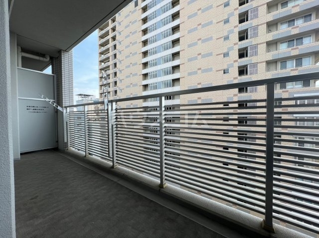 20/30 バルコニー