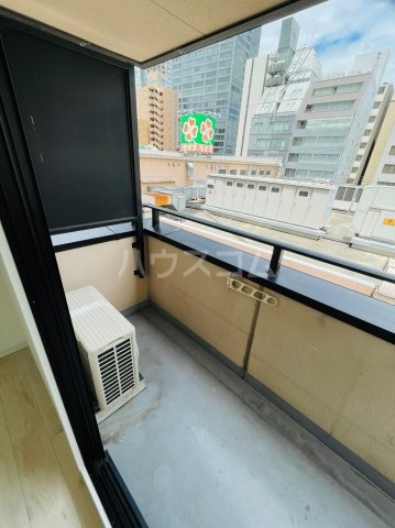 19/28 バルコニー