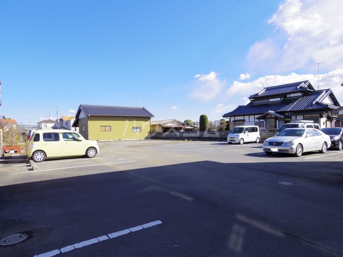 3/7 駐車場