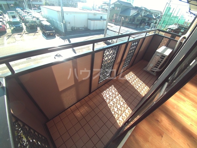 17/30 バルコニー