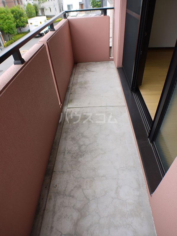 21/24 バルコニー