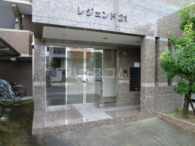 14/19 エントランス