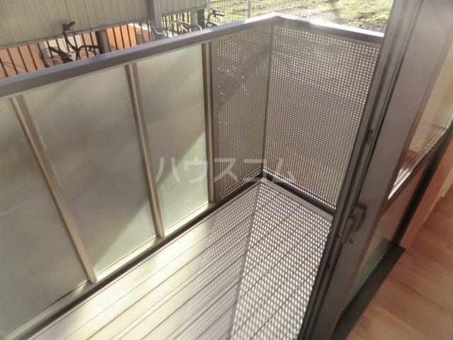 13/23 バルコニー