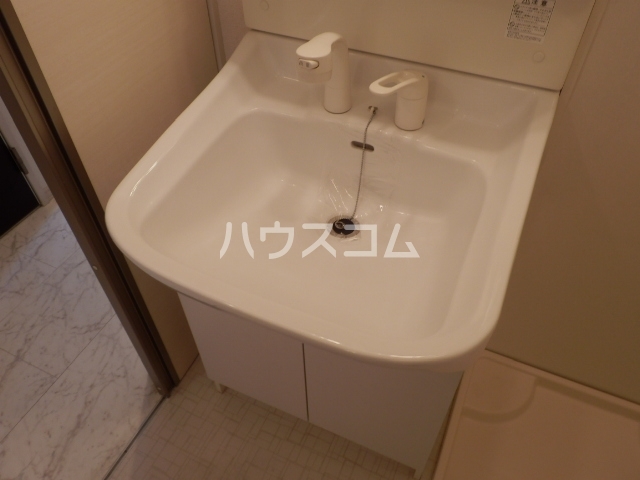 14/30 洗面