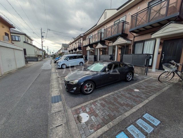 20/30 駐車場