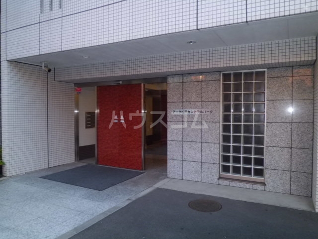 22/30 エントランス