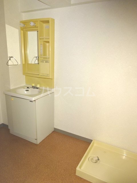 17/30 洗面
