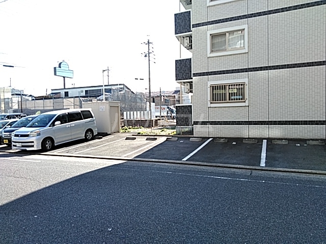 3/4 駐車場