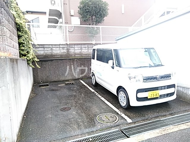 14/20 駐車場