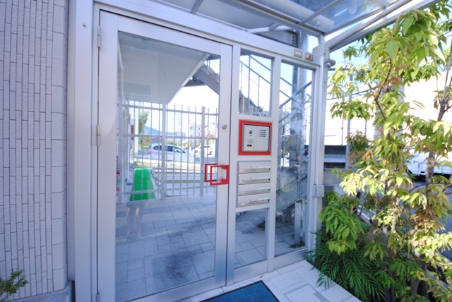 20/26 エントランス