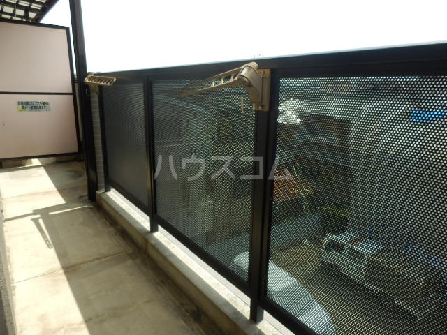 17/27 バルコニー