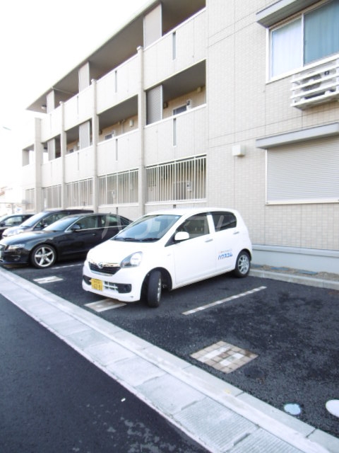 3/13 駐車場
