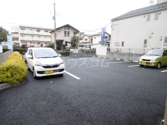 22/30 駐車場