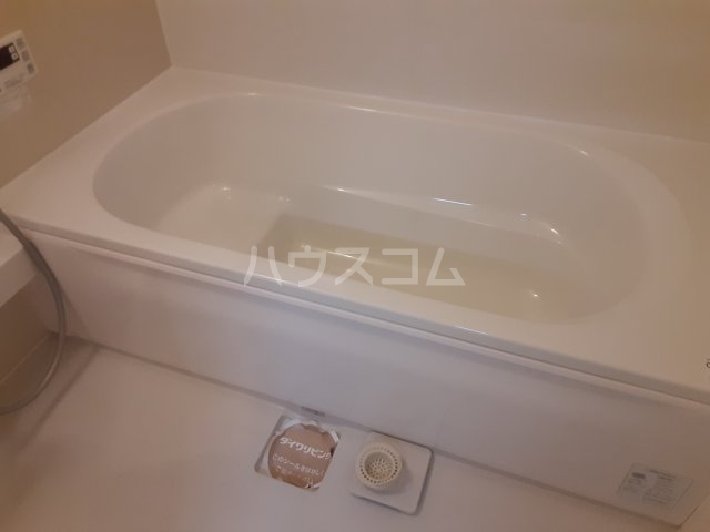 13/30 浴室