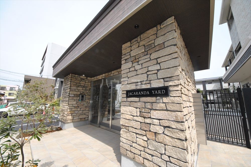 2/8 エントランス