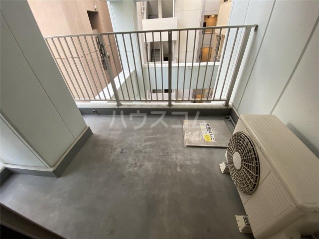 15/27 バルコニー