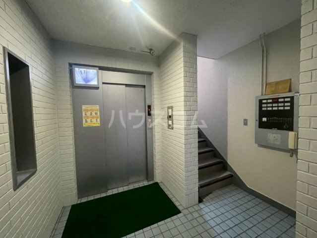 2/10 エントランス