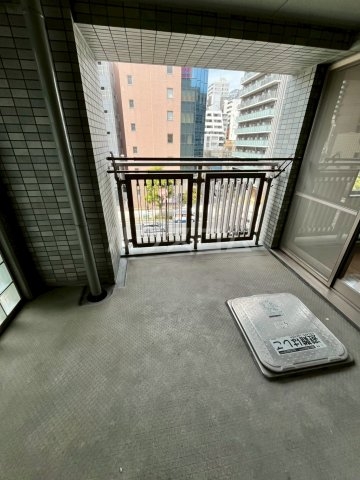 19/30 バルコニー
