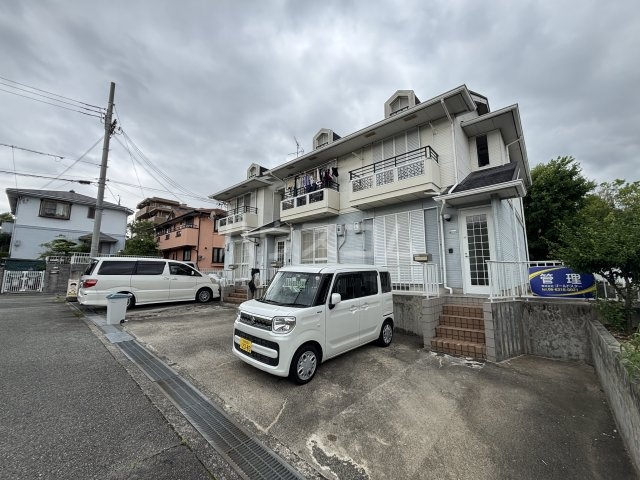 28/30 駐車場