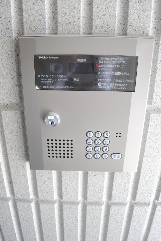 17/22 エントランス