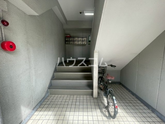 20/28 エントランス