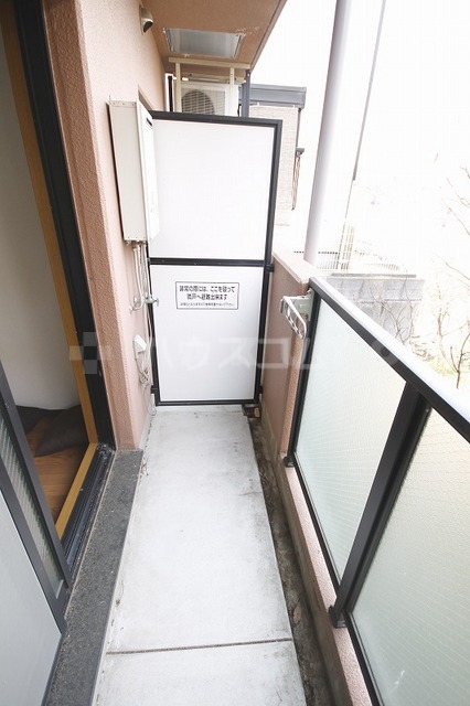 16/28 バルコニー