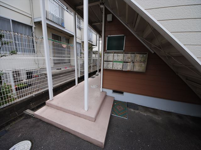 15/18 エントランス