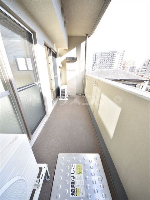 17/23 バルコニー