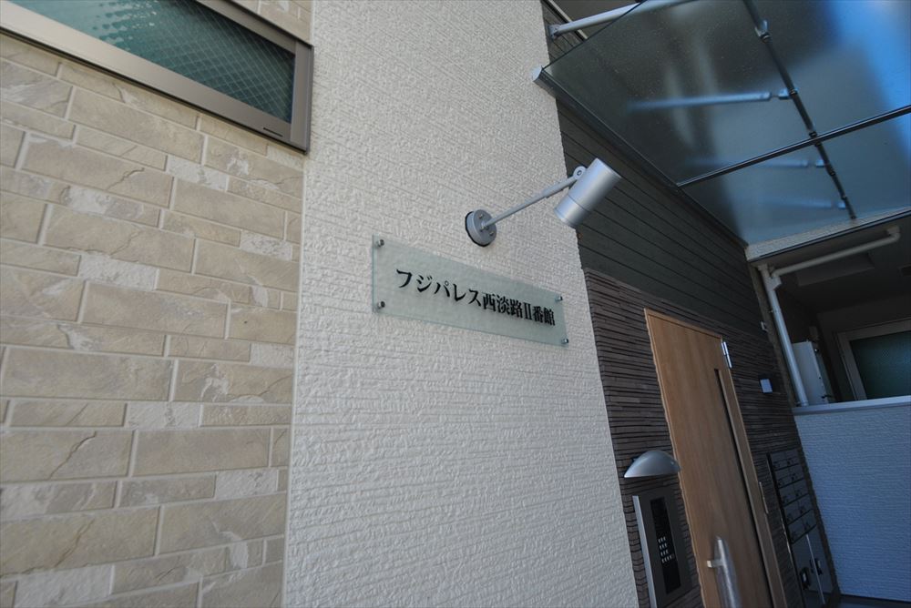 19/26 エントランス